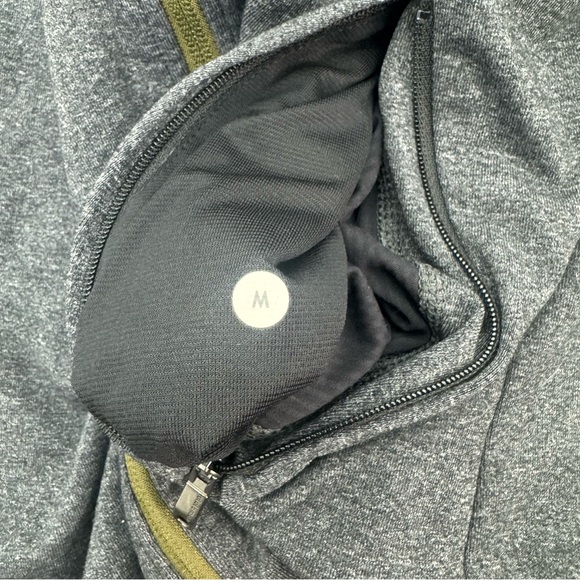 Lululemon Men’s Heather Gray Full Zip Track Jacket Zipper Stand Collar Pockets M - Picture 5 of 8